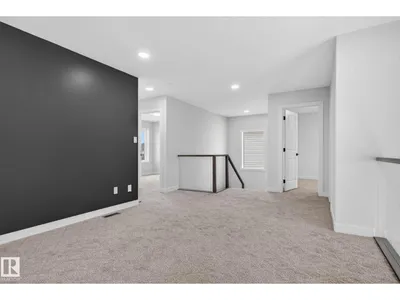 20 HAZELWOOD LN photo 38
