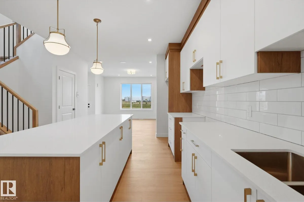 11 Tilia PL exterior
