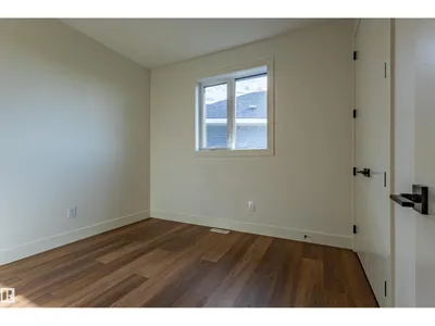 8418 223 A ST NW photo 24
