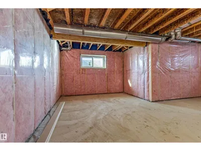 8418 223 A ST NW photo 42