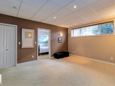 6306 111 AV NW photo 34