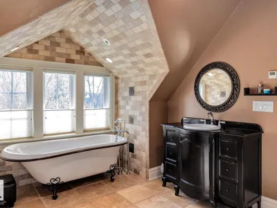 6306 111 AV NW photo 36