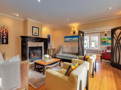 6306 111 AV NW photo 9