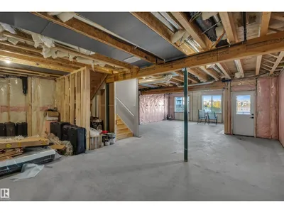 6502 42 ave photo 46