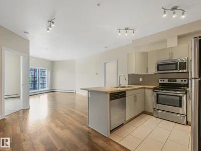 #408 10611 117 ST NW photo 9