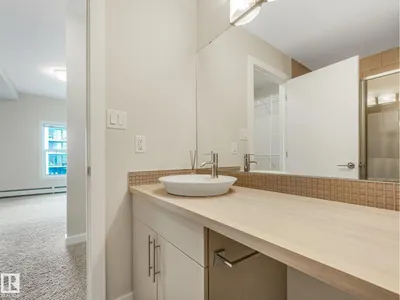 #408 10611 117 ST NW photo 35