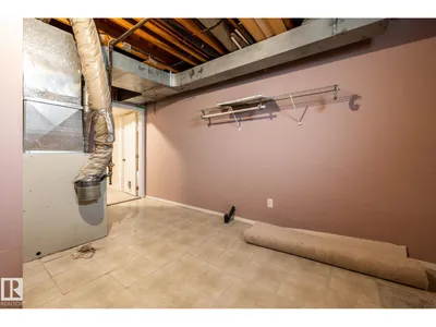 8836 150 AV NW photo 47