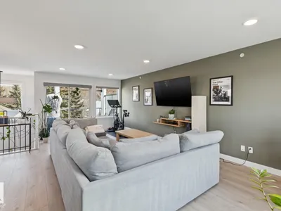 #6 9745 92 ST NW NW photo 33