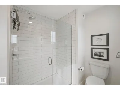 1024 BERG PL photo 23