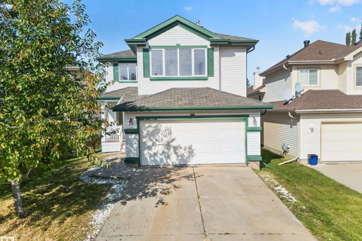 7836 7 AVE SW SW exterior