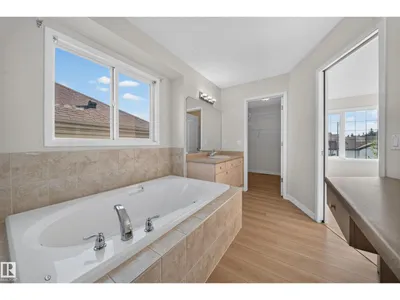 7836 7 AVE SW SW photo 39