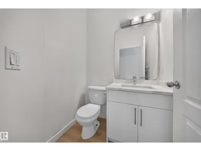 7836 7 AVE SW SW photo 6