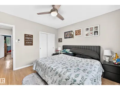 11524 133 ST NW photo 26