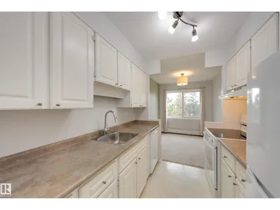 #304 11425 41 AV NW photo 16
