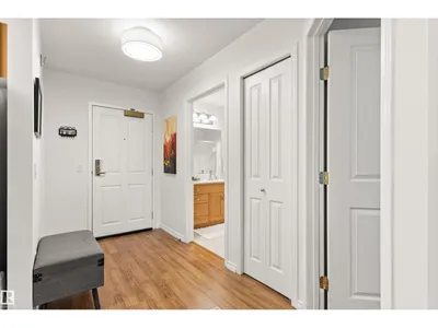 #206 78 MCKENNEY AV photo 9