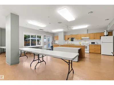 #206 78 MCKENNEY AV photo 52