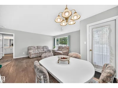 104 MAISONETTE VG photo 21