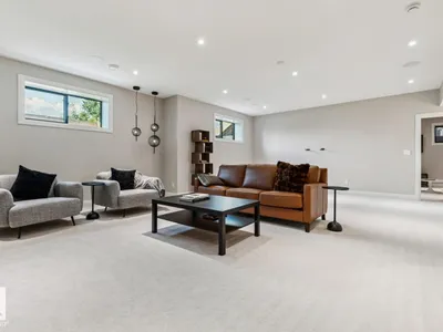 4812 KNIGHT CR SW photo 46