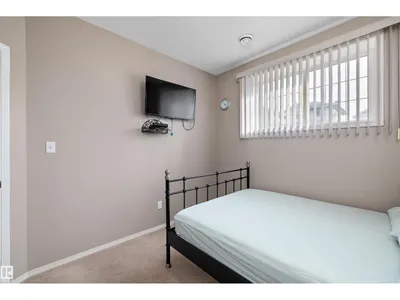 3114 32 AV NW photo 25