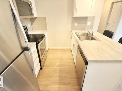 #417 5404 7 AV SW photo 15