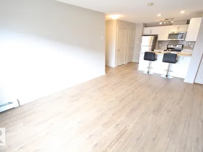 #417 5404 7 AV SW photo 19