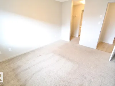 #417 5404 7 AV SW photo 21