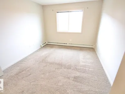 #417 5404 7 AV SW photo 26