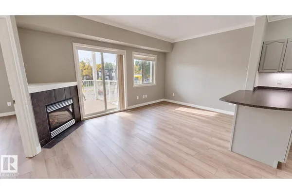 #203 8528 82 AV NW photo 3