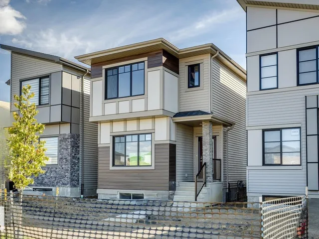 1561 Keswick DR SW, Edmonton