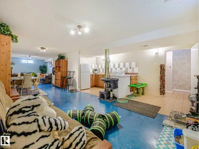 11514 138 AV NW photo 41