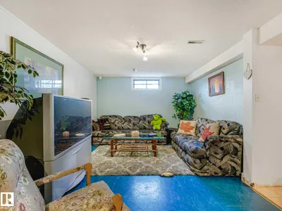 11514 138 AV NW photo 48