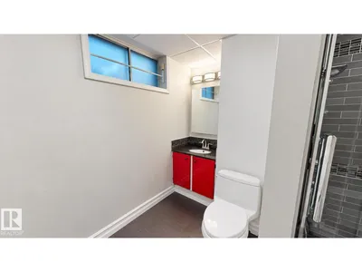 8204 14 AV NW photo 30