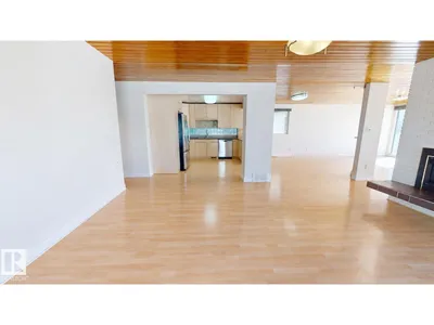 8204 14 AV NW photo 8