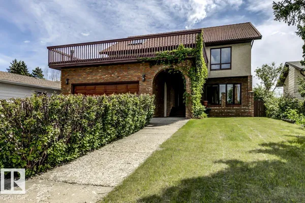 6819 10 Av NW photo 2