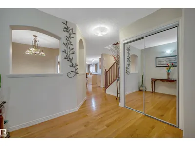 1764 MELROSE CR SW photo 5