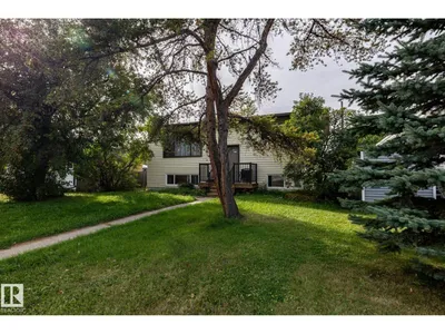 10972 157 ST NW photo 25