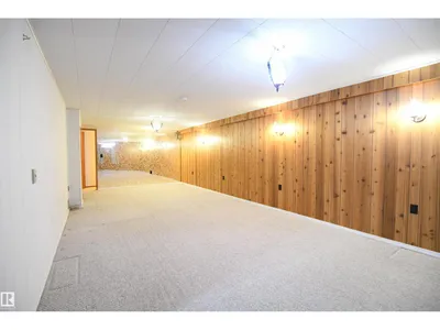 10243 42 ST NW photo 20