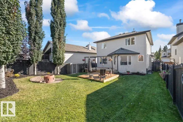 7 LAMPLIGHT DR photo 3