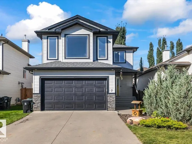 7 LAMPLIGHT DR, Spruce Grove