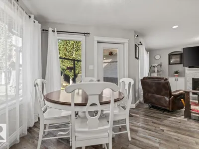 7 LAMPLIGHT DR photo 12