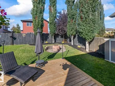 7 LAMPLIGHT DR photo 44