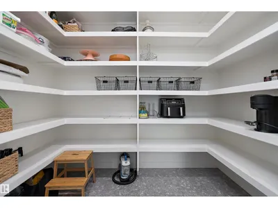 14624 93 AV NW photo 23