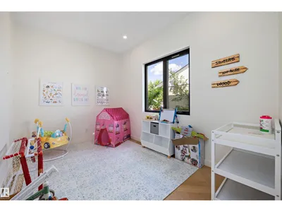 14624 93 AV NW photo 29
