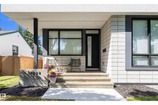 14624 93 AV NW photo 3