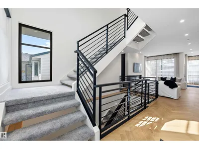 14624 93 AV NW photo 5