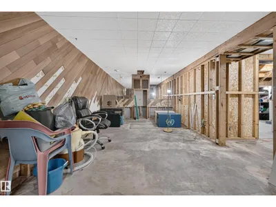 4 GREYSTONE CR photo 43