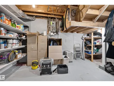4 GREYSTONE CR photo 36