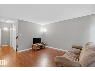 #50 4610 17 AV NW photo 8