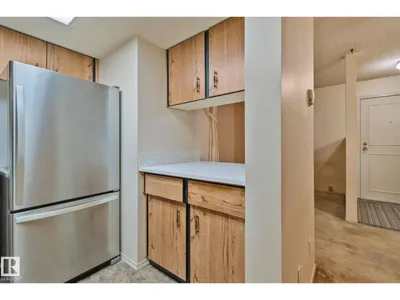 #305 10335 118 ST NW photo 14
