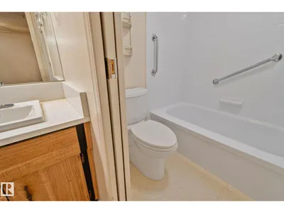 #305 10335 118 ST NW photo 23